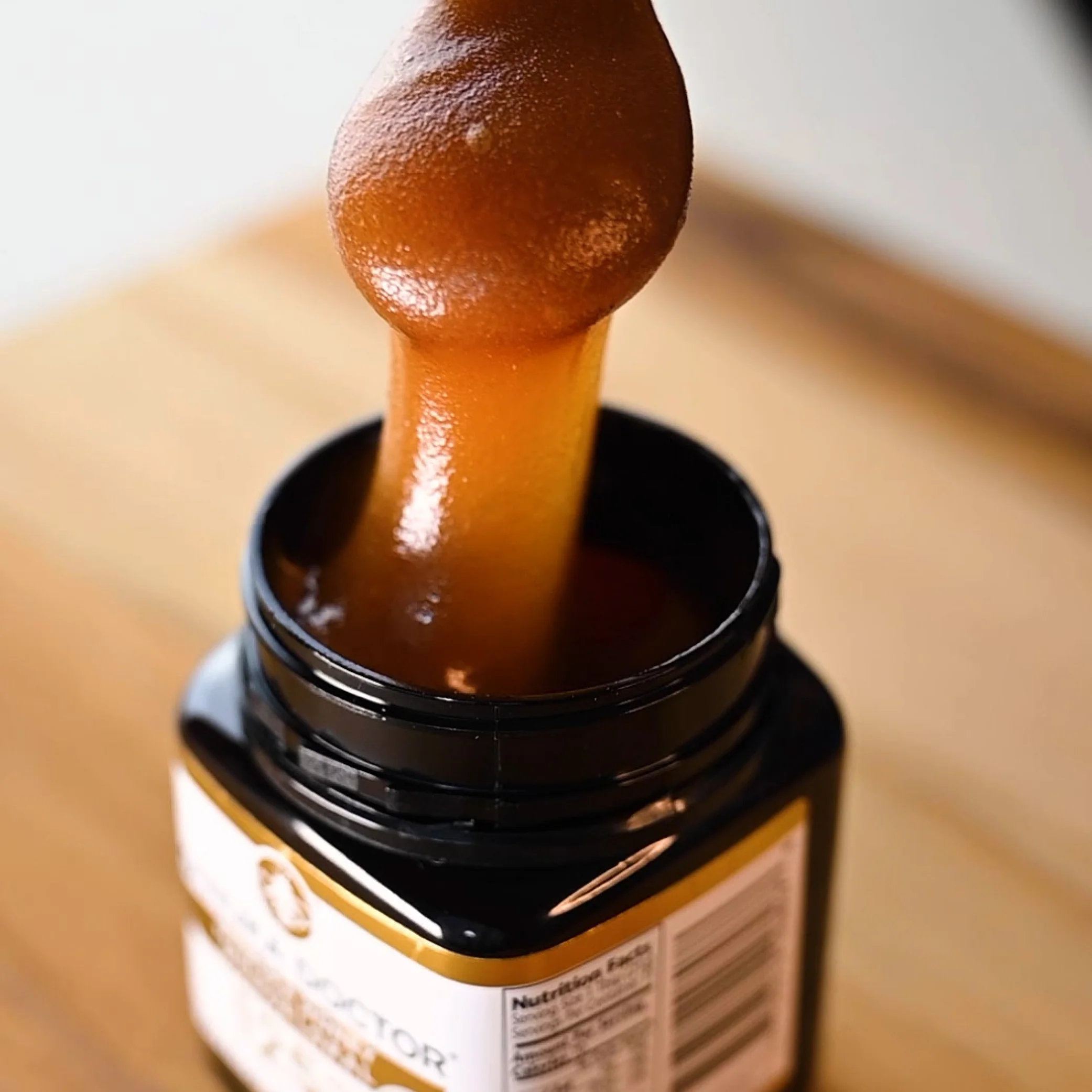 240 MGO Manuka Honig 500g - MHD: September 2026 - Image 4